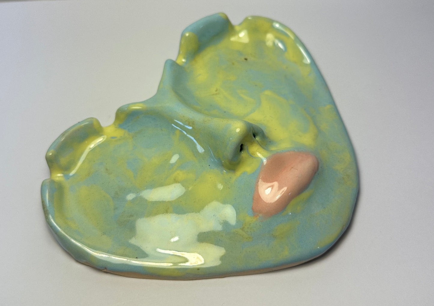 Heart ashtray blue yellow pink