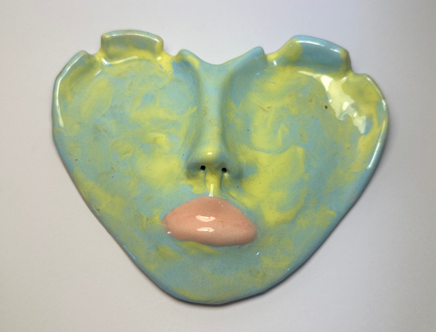 Heart ashtray blue yellow pink