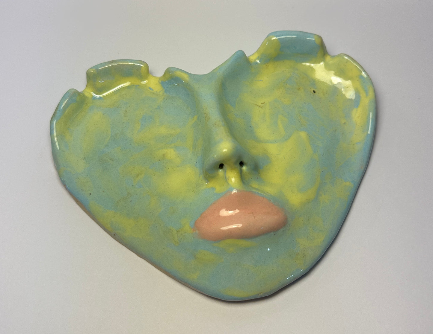 Heart ashtray blue yellow pink